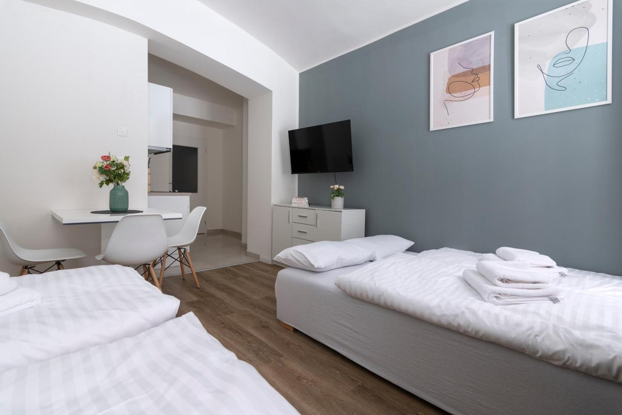 Emerald Apartments Boutique Residence Прага Экстерьер фото