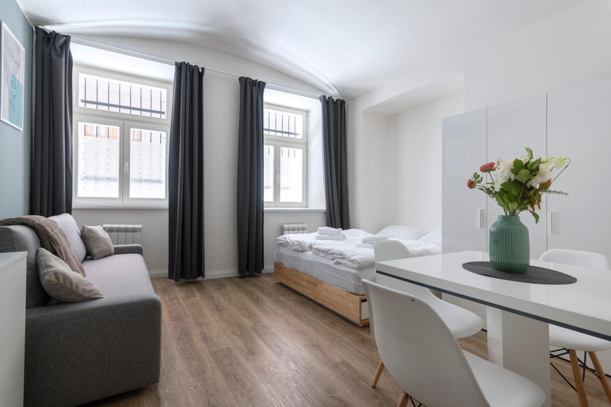 Emerald Apartments Boutique Residence Прага Экстерьер фото